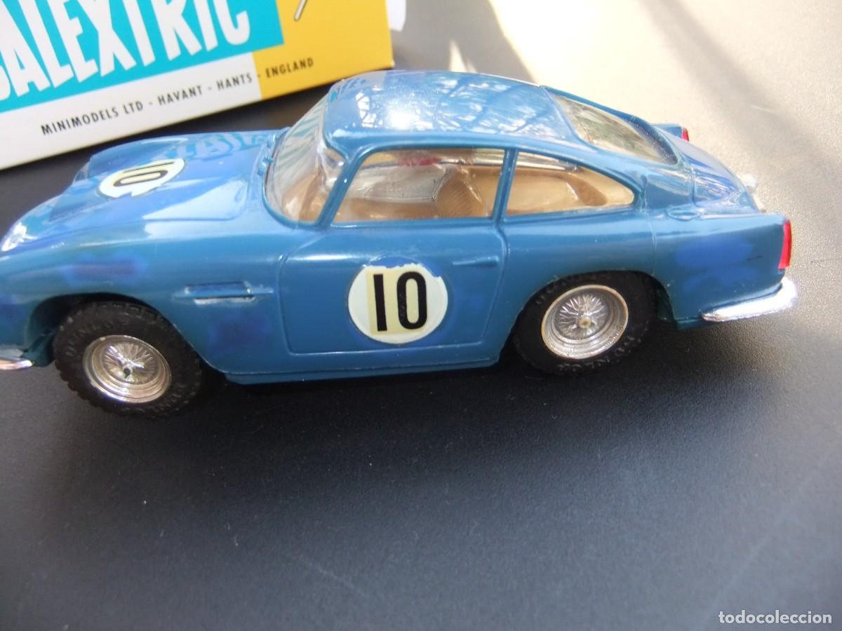 Scalextric: V SCALEXTRIC ASTON MARTIN MM / C 68 azul con luces - Foto 15