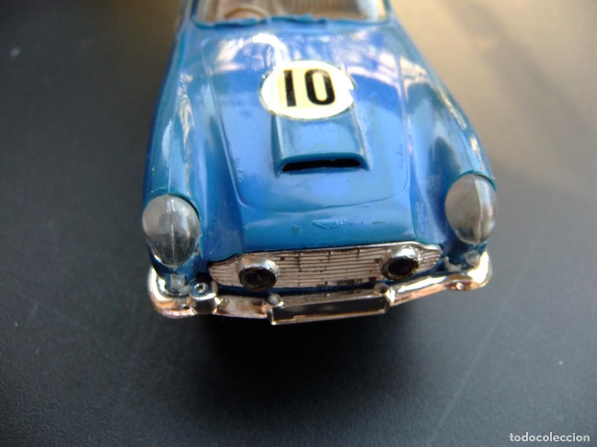 Scalextric: V SCALEXTRIC ASTON MARTIN MM / C 68 azul con luces - Foto 18