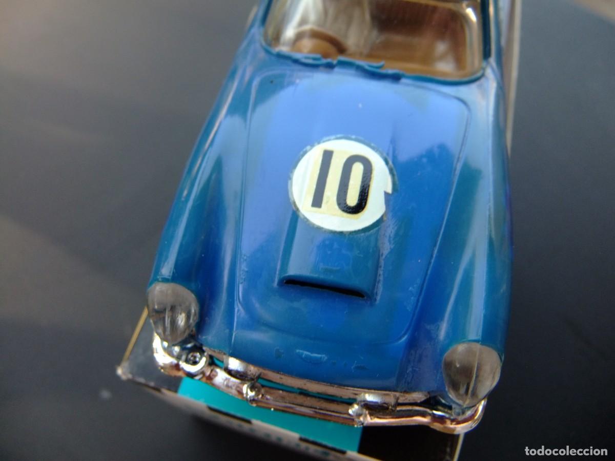 Scalextric: V SCALEXTRIC ASTON MARTIN MM / C 68 azul con luces - Foto 23