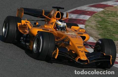 Scalextric: Carrocer&iacute;a Scalextric Mp4-21 Pedro de la Rosa - Foto 6