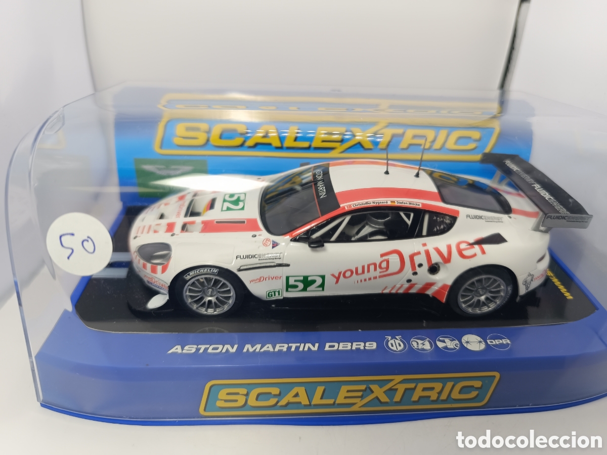 Scalextric: SCALEXTRIC UK ASTON MART&Iacute;N DBR9 YOUNG DRIVER N&deg;52 C3196