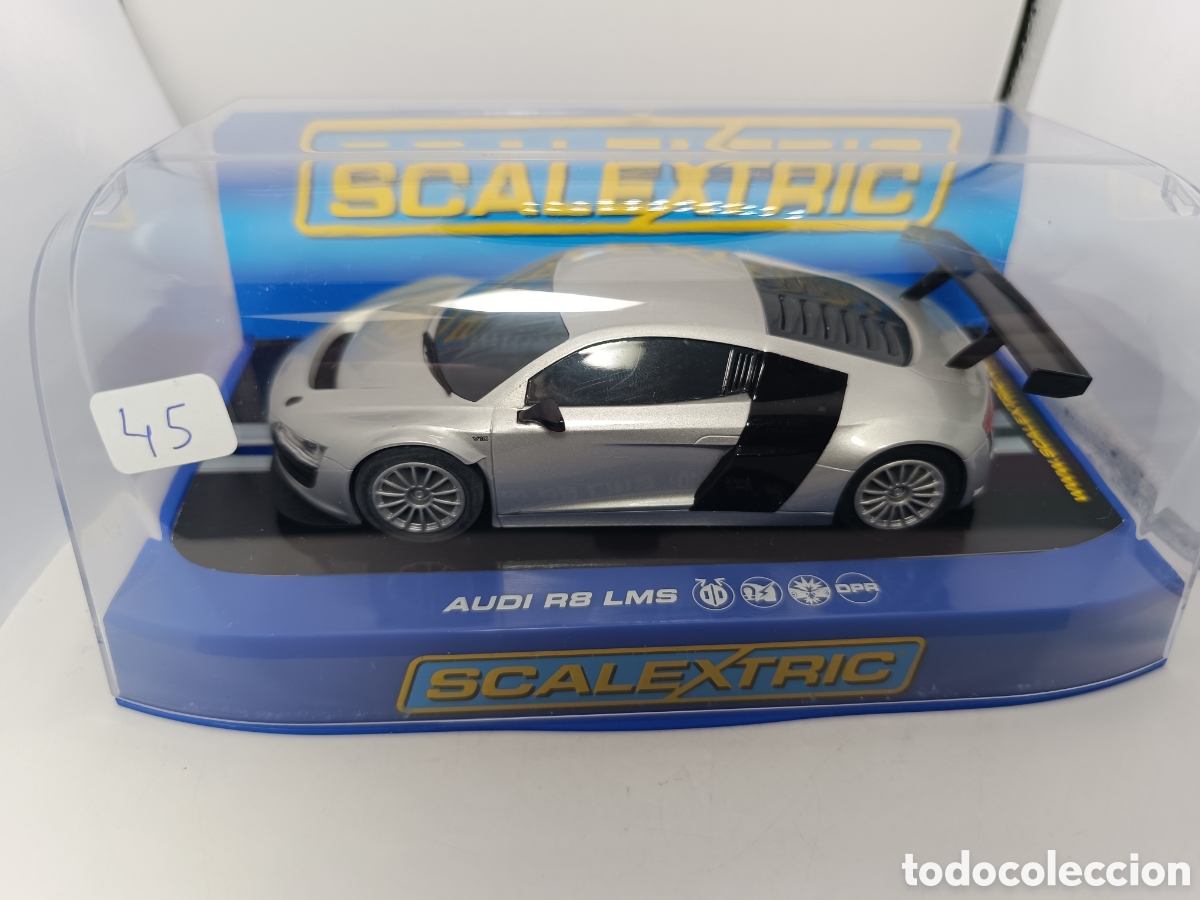 Scalextric: SCALEXTRIC AUDI R8 LMS ROAD CAR SILVER C3251