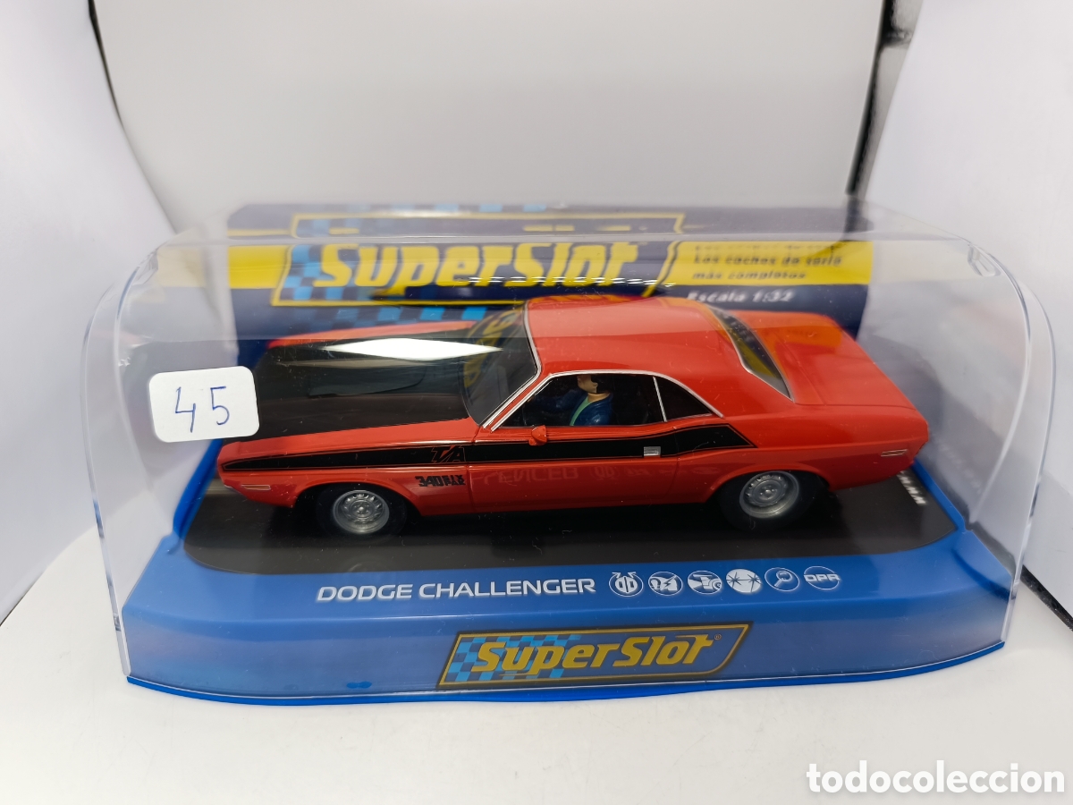 Scalextric: SUPERSLOT DODGE CHALLENGER RED & BLACK H4065