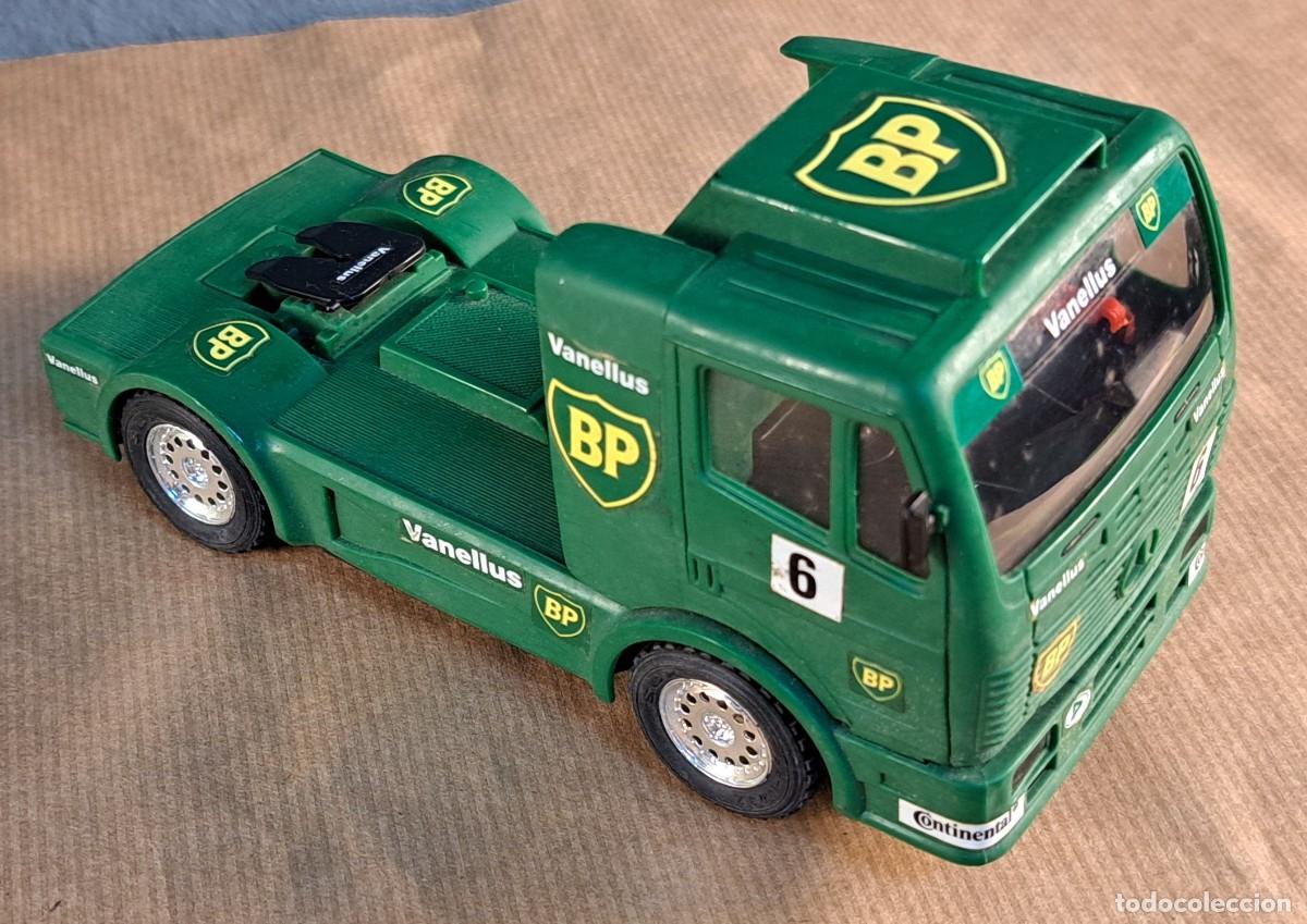 Scalextric: Scalextric cami&oacute;n Mercedes BP SCX - Foto 1