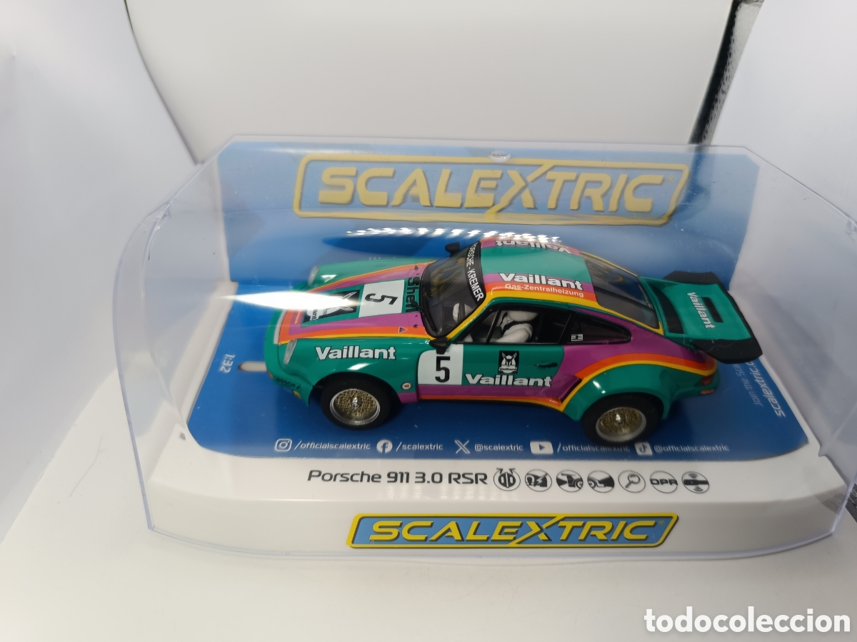 Scalextric: SCALEXTRIC UK PORSCHE 911 3.0 RSR VAILLANT C4439