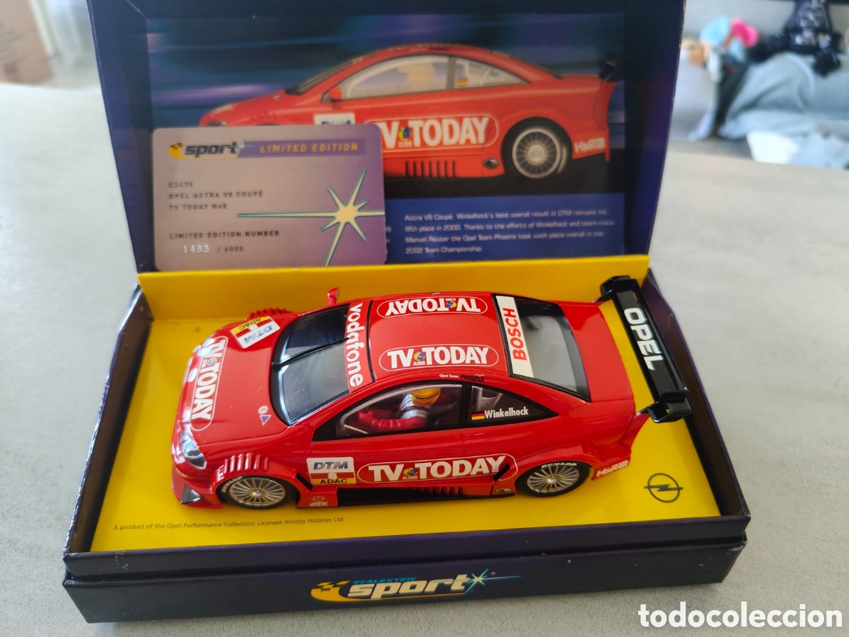 Scalextric: Opel Astra coup&eacute; DTM