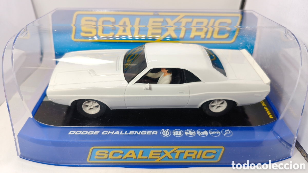 Scalextric: Scalextric UK Dodge Challenger Plain White C3444