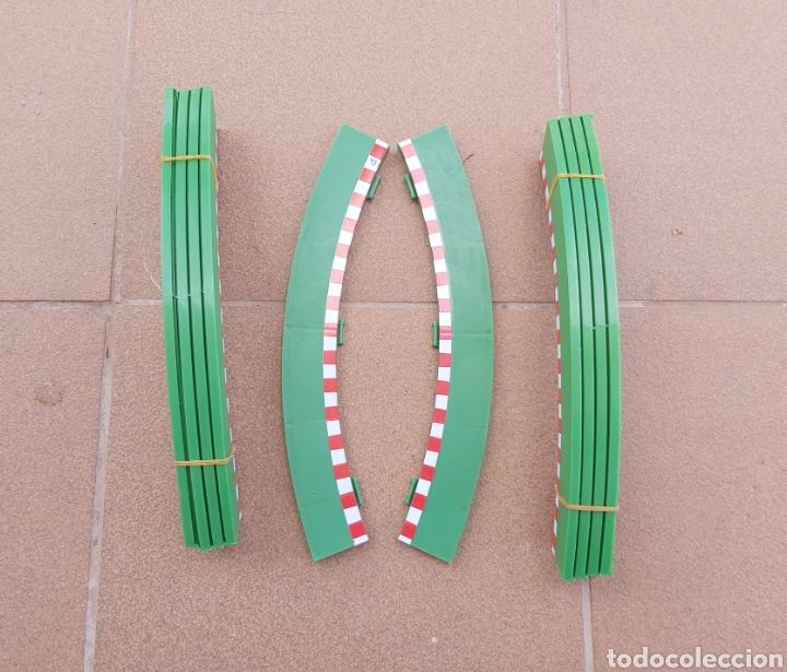 Scalextric: 10 bordes verdes scalextric - Foto 2