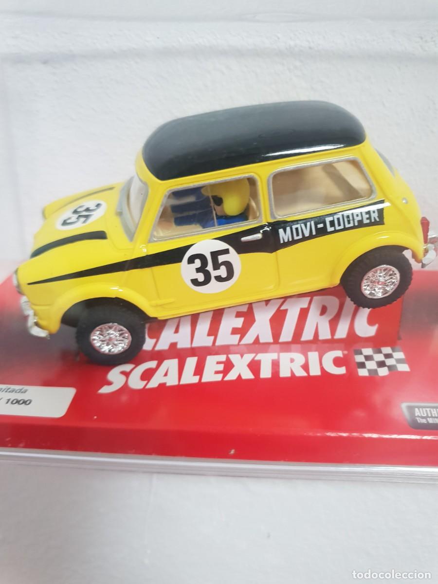 Scalextric: Scalextric mini 50 aniversario con libro y urna - Foto 2