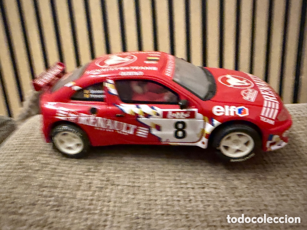 Scalextric: RENAULT MEGANE TECNTOYS SCALEXTRIC canguro RENAULT RACING TEAM ROJO
