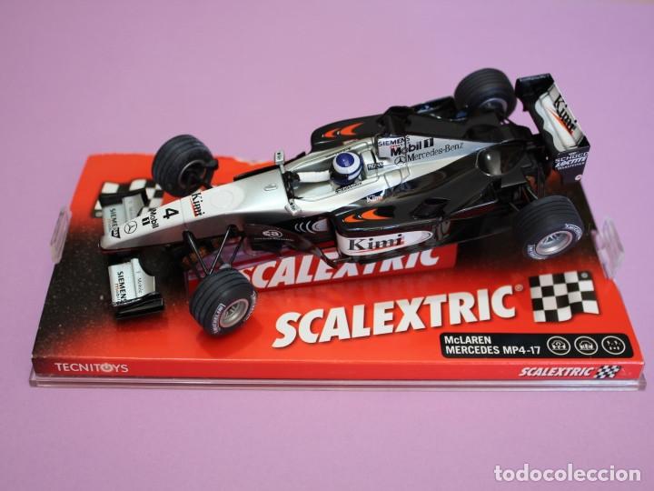 Scalextric: McLaren Mercedes MP4-17
