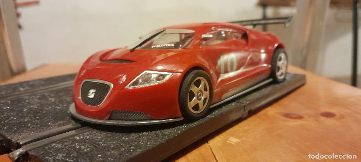 Scalextric: Seat cupra de slot de la primera ser&iacute;a el rojo