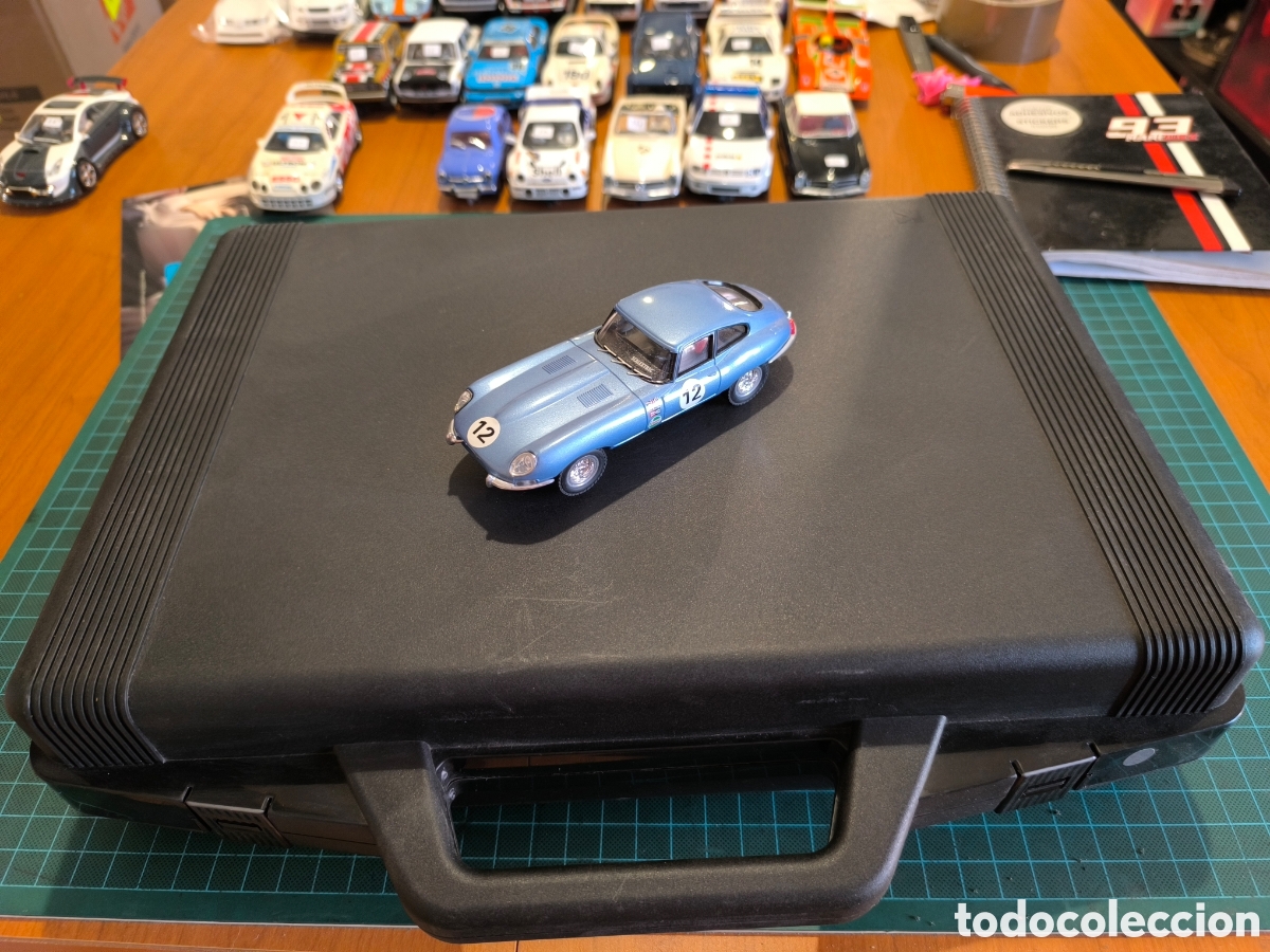 Scalextric: Lote malet&iacute;n y jaguar E Scalextric altaya