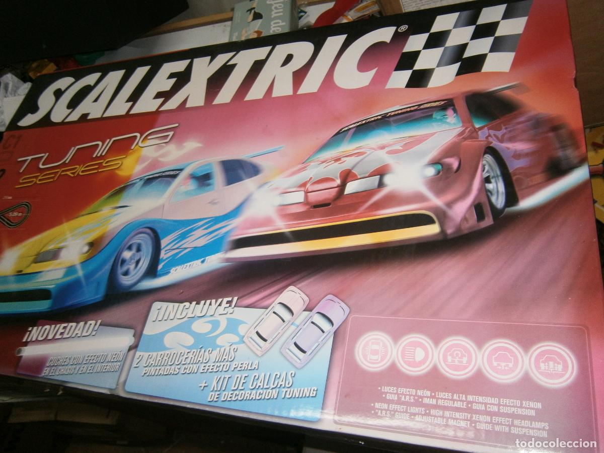 Scalextric: GRAN CIRCUITO SCALEXTRIC TUNING SERIES C2 NUEVO CON CUATRO COCHES EFECTO NEON Y PERLA