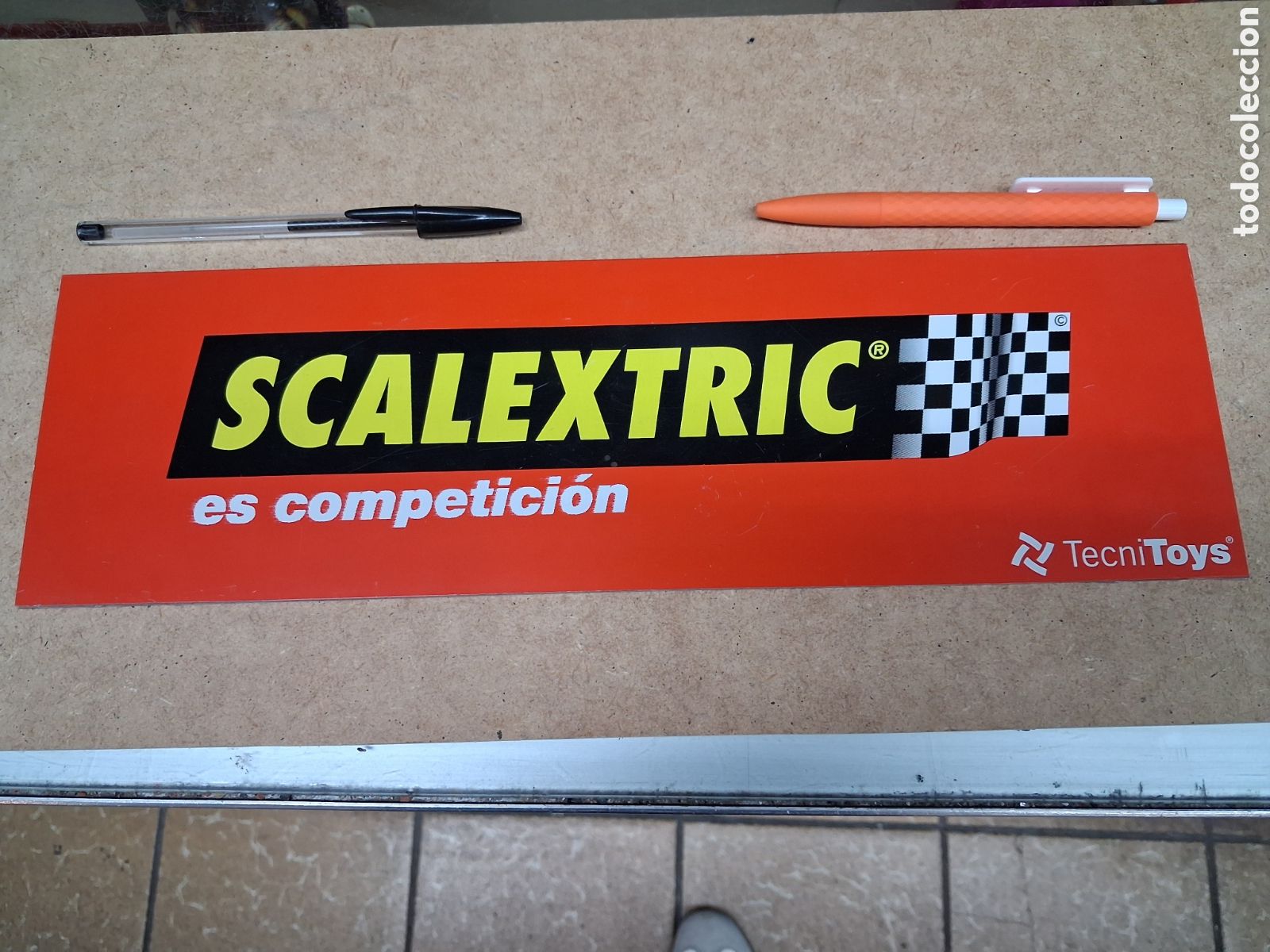 Scalextric: Letrero scalextric metacrilato 38x11 cm