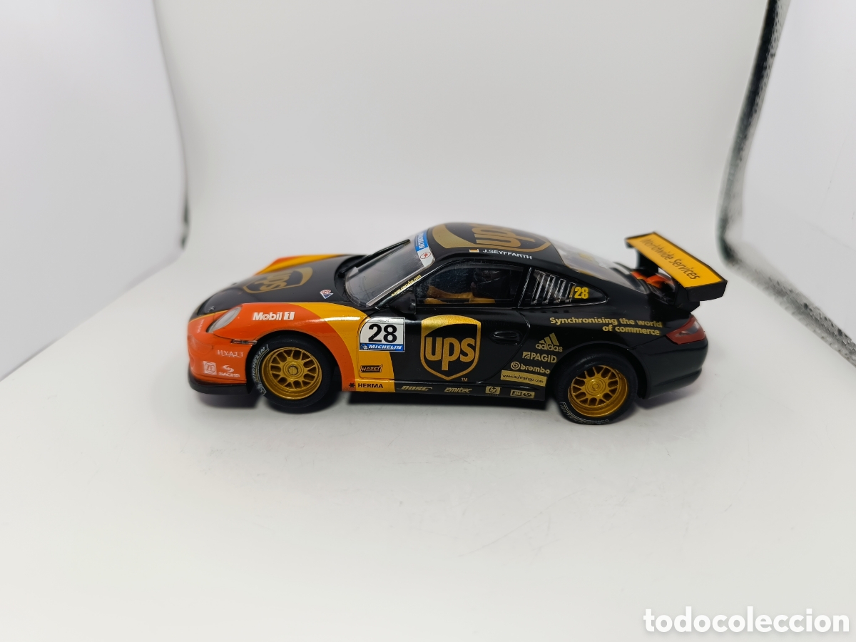 Scalextric: SCALEXTRIC PORSCHE 911 GT3 CUP UPS