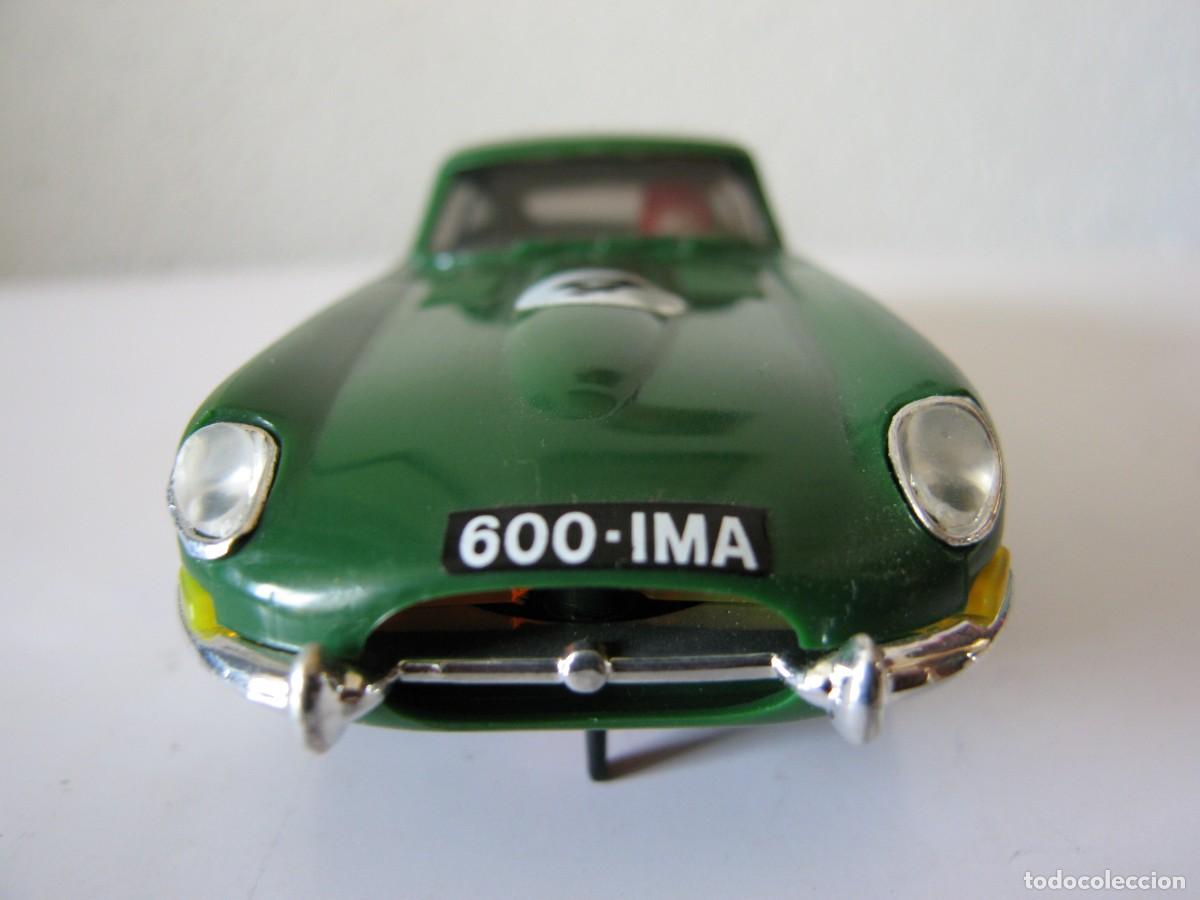 Scalextric: Jaguar E Vintage Referencia 8371 - Foto 2