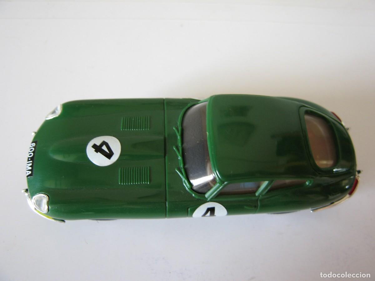 Scalextric: Jaguar E Vintage Referencia 8371 - Foto 5