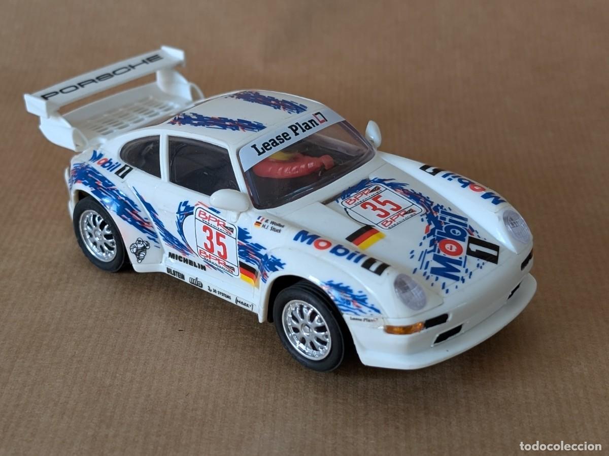 Scalextric: Scalextric Tyco Porsche 911 GT2 blanco BPR series Stuck - Wollek. Ref: 8331