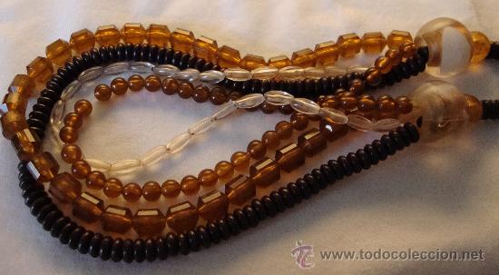 Segunda mano: -- HERMOSO COLLAR DE ABALORIOS DE PL&Aacute;STICO - PR&Aacute;CTICO Y ATEMPORAL - Foto 4