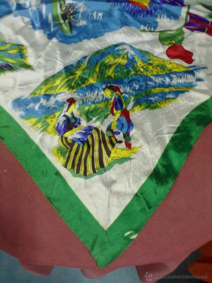 Segunda mano: PA&Ntilde;UELO DE SEDA ESTAMPADO ISLAS CANARIAS - Foto 6