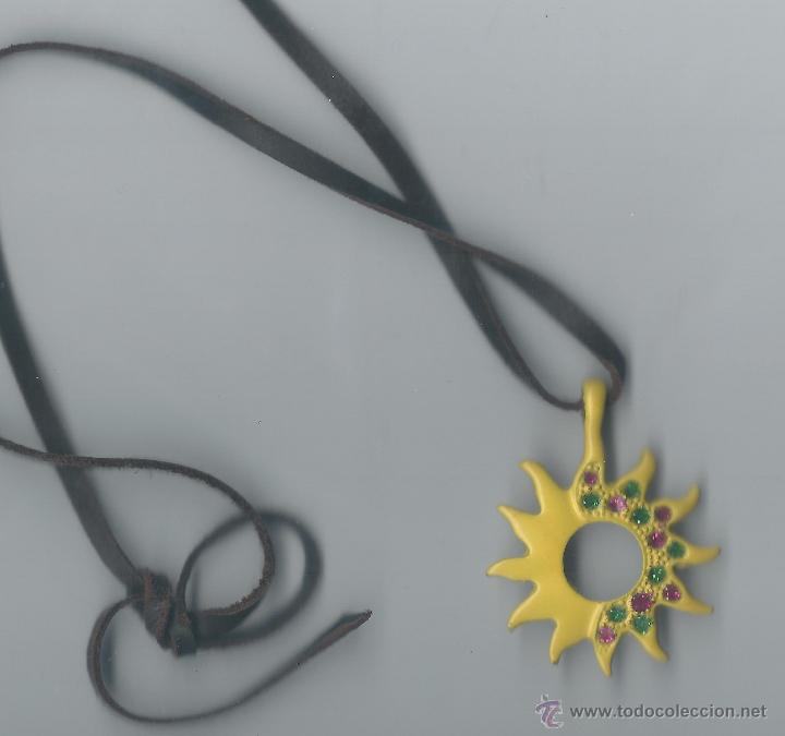 Segunda mano: COLGANTE VINTAGE ESTILO SOL - Foto 1