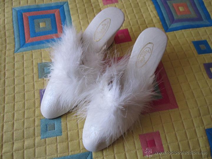 Segunda mano: Zapatillas de Novia - Foto 1