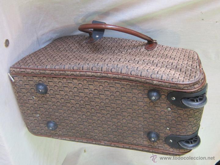 Segunda mano: BOLSO DE VIAJE CON RUEDAS - Foto 2