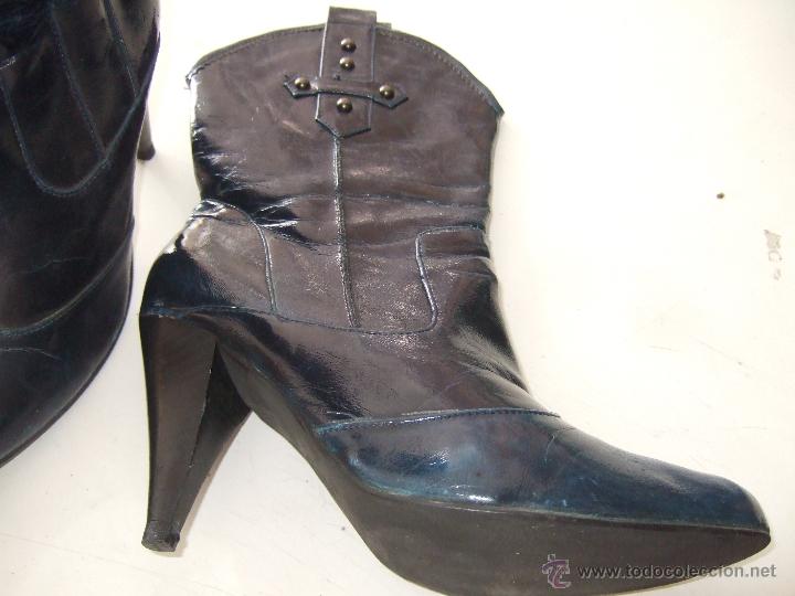 Segunda mano: BOTA CHAROL AZUL - Foto 2
