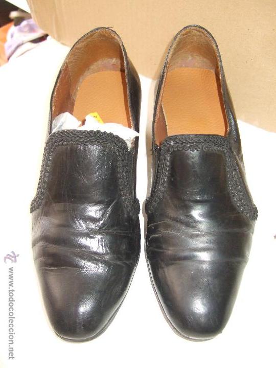 Segunda mano: ZAPATO SE&Ntilde;ORA ABOTINADO - Foto 1