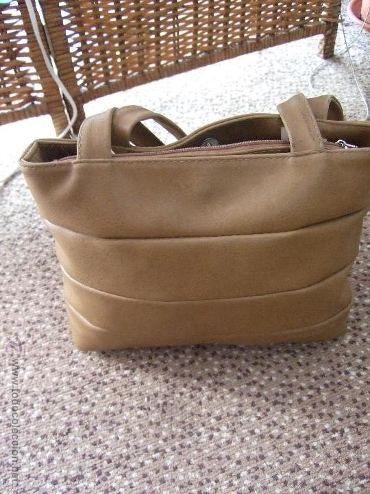 Segunda mano: BOLSO CAMEL - Foto 1