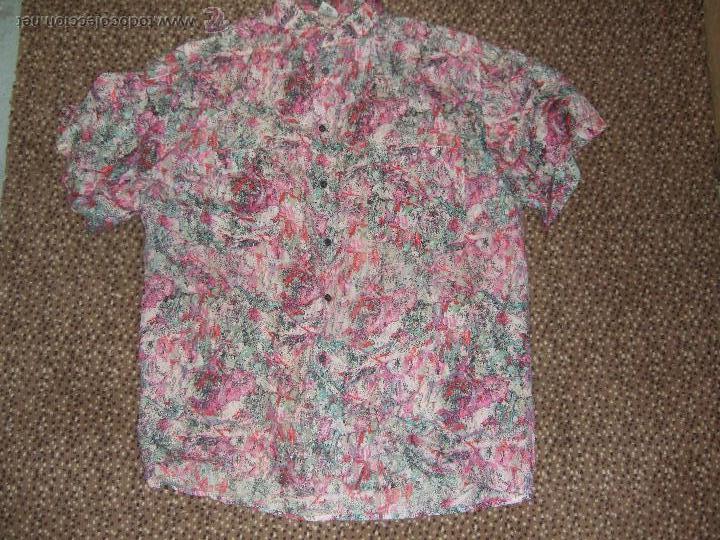 Segunda mano: CAMISA FLORAL - Foto 1