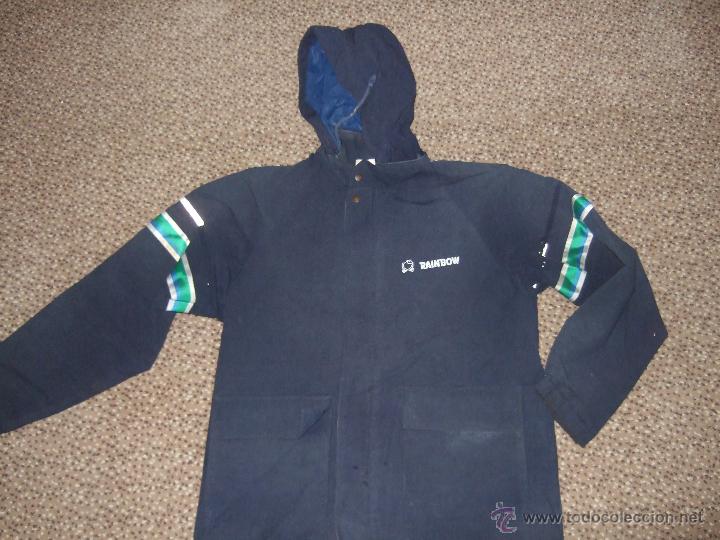 Segunda mano: CHAQUETA IMPERMEABLE - Foto 1