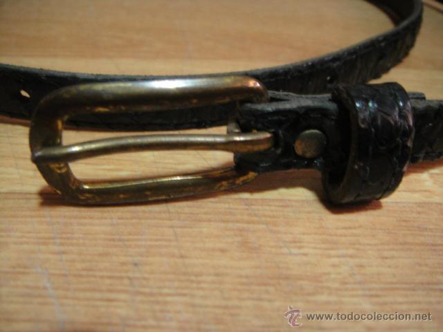 Segunda mano: cinturon de se&ntilde;ora de piel de serpiente - Foto 2