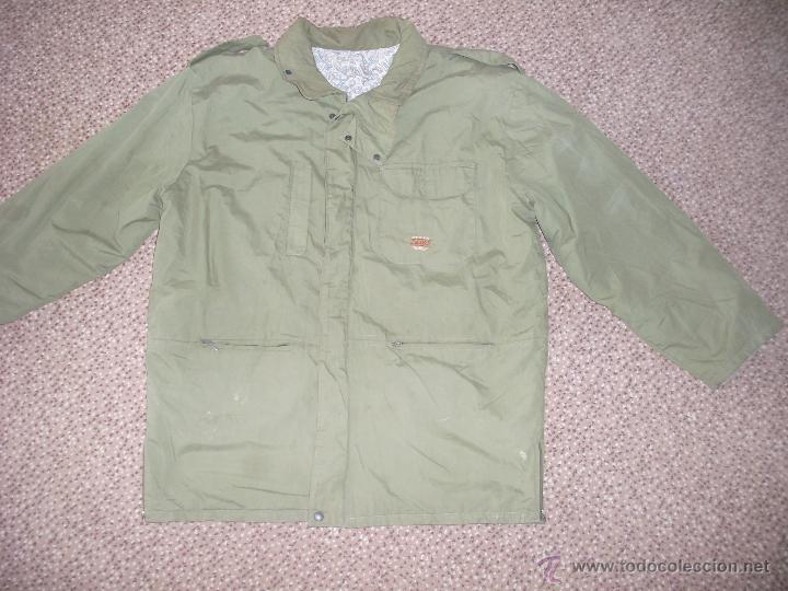 Segunda mano: PARKA VERDE MILITAR. - Foto 1