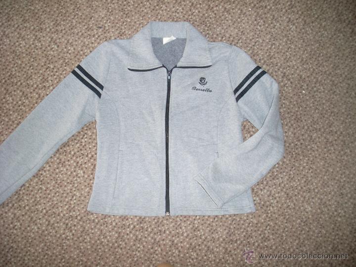 Segunda mano: CHAQUETA CHANDAL - Foto 1