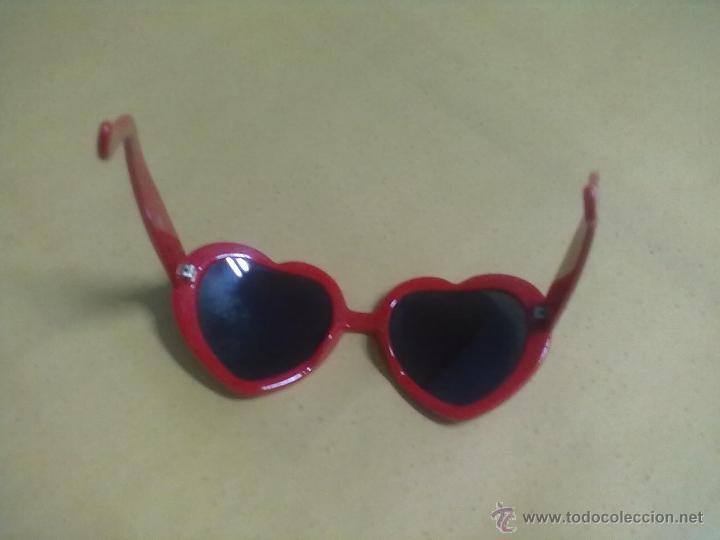 Segunda mano: GAFAS CORAZON ROSAS TOPOS BLANCOS - Foto 2