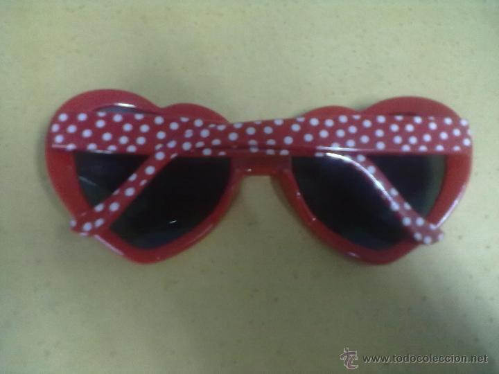 Segunda mano: GAFAS CORAZON ROSAS TOPOS BLANCOS - Foto 3