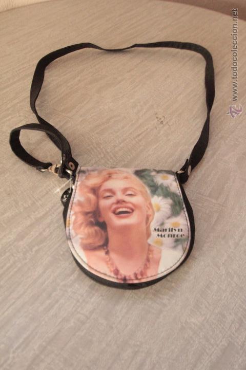 Segunda mano: BOLSO PEQUE&Ntilde;O, MARILYN MONROE -REF3500- - Foto 2