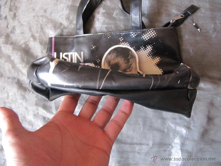Segunda mano: BOLSO DE JUSTIN BIEBER CON CHAPA - Foto 4