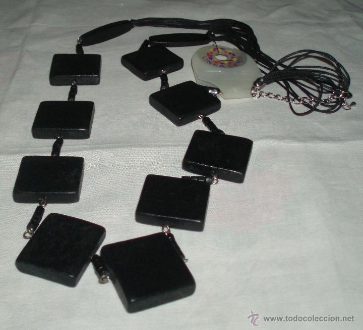 Segunda mano: collar negro de madera - Foto 1