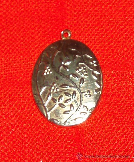 Segunda mano: guardapelo dorado 3 cms - Foto 1
