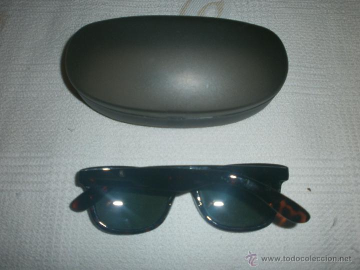 Segunda mano: GAFAS DE SOL MNG DENTRO DE FUNDA DE MULTI&Oacute;PTICAS- ESTAMPADO LEOPARDO - Foto 2