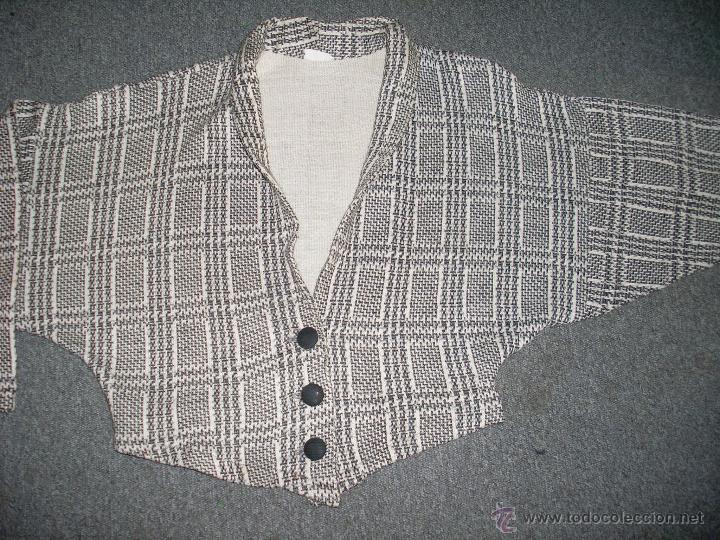 Segunda mano: CHAQUETA CORTA MUJER - Foto 2