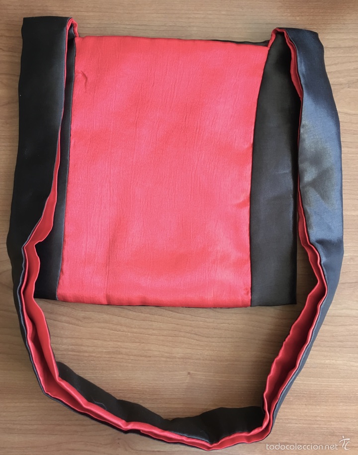 Segunda mano: Bolso bandolera en seda - Foto 2