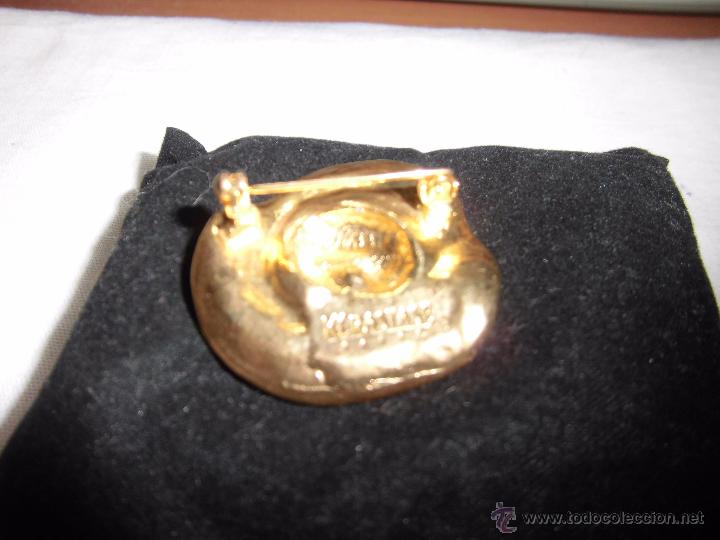 Segunda mano: BROCHE DE METAL DORADO KERASTASE PARIS - Foto 6