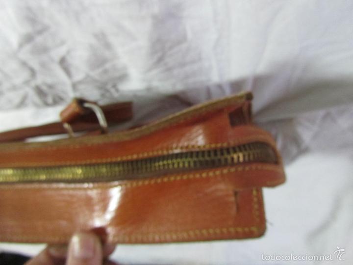 Segunda mano: Cartera de cuero con asas - Foto 9