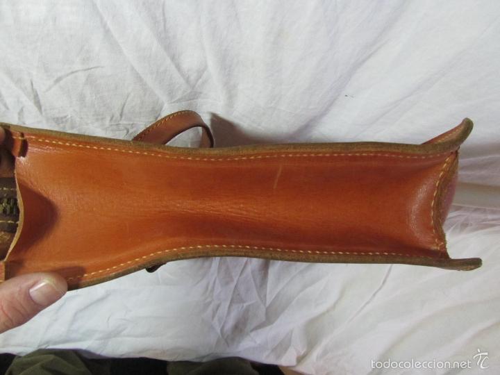 Segunda mano: Cartera de cuero con asas - Foto 10