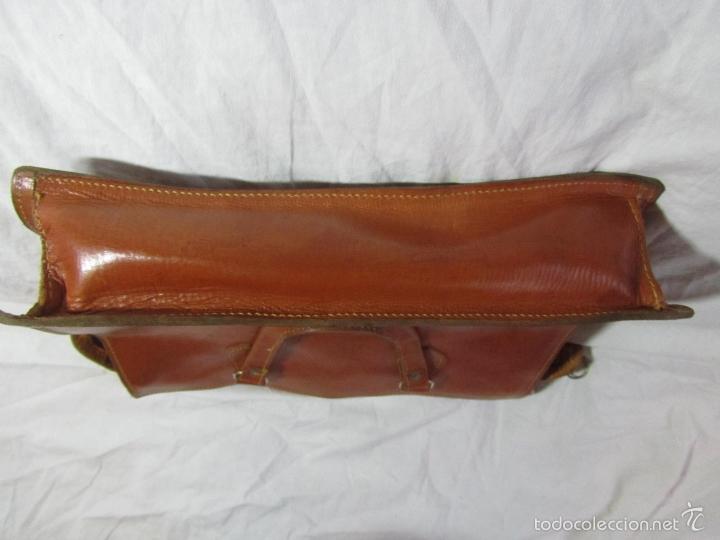 Segunda mano: Cartera de cuero con asas - Foto 12