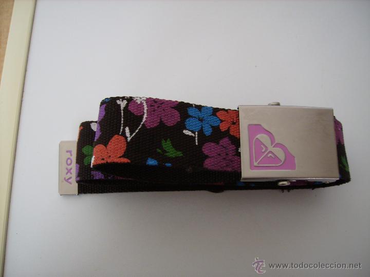 Segunda mano: **CORREA, CINTURON MUY JUVENIL,----ROXY----(100 cm)** - Foto 1